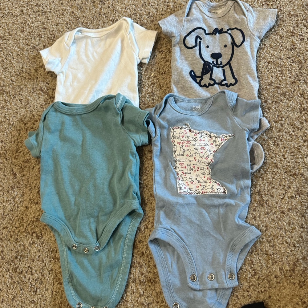 Set of Baby Bodysuits- Cloud Island, Carters MN State, puppy